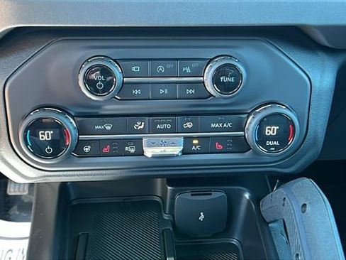 New 2026 Ford Bronco Badlands AWD/4WD image 25