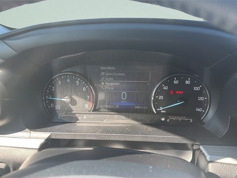 Certified 2024 Ford Explorer XLT w/ Equipment Group 202A AWD/4WD image 31