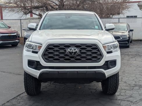Used 2020 Toyota Tacoma 4x4 Double Cab image 10