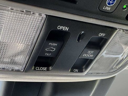 Used 2020 Honda Odyssey Elite image 22