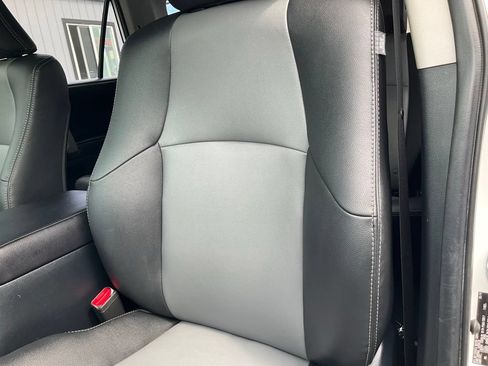 Used 2019 Toyota 4Runner SR5 Premium AWD/4WD image 18