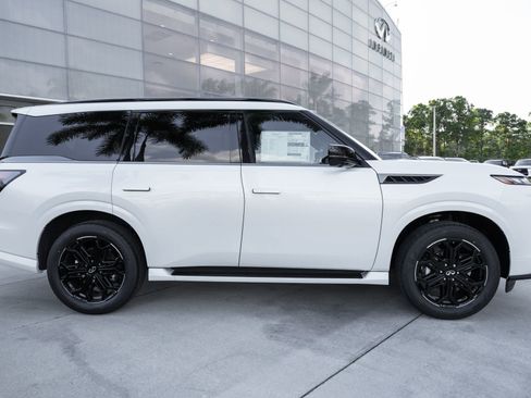 New 2026 INFINITI QX80 4WD image 25