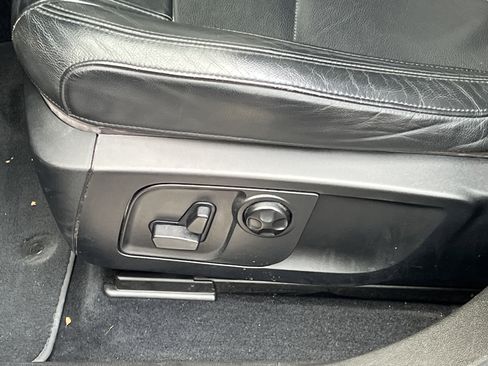 Used 2018 Maserati Levante GranSport image 10