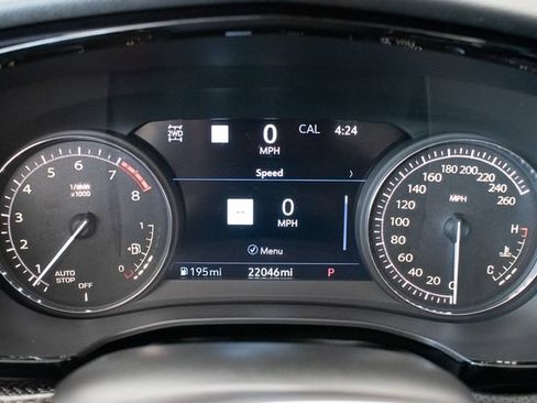 Used 2025 Cadillac XT5 Sportv w/ Technology Package AWD/4WD image 23