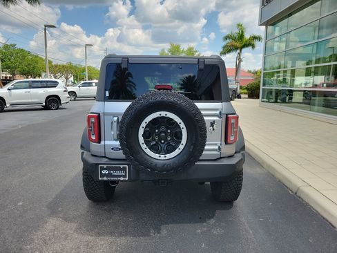 Used 2024 Ford Bronco Outer Banks w/ Sasquatch Package image 5