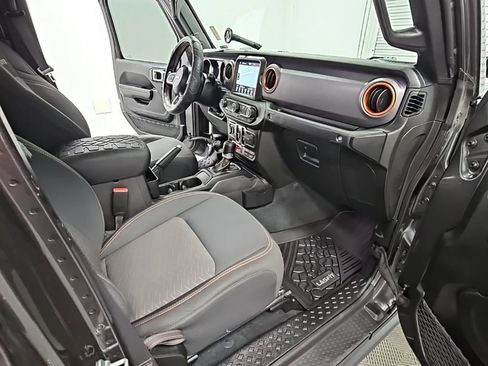 Used 2022 Jeep Gladiator Mojave w/ Trailer Tow Package image 36