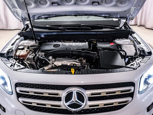 Used 2022 Mercedes-Benz GLB 250 4MATIC image 32