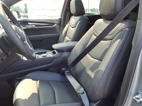 New 2026 Cadillac XT5 Premium Luxury w/ Driver Assist Package FWD image 8