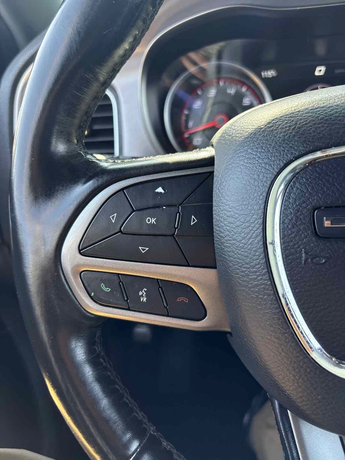 Used 2020 Dodge Charger SXT w/ Leather Interior Group RWD image 18
