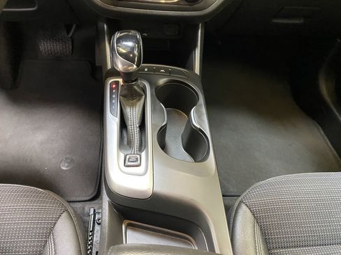 Used 2025 Buick Envista Preferred FWD image 40