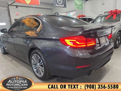 Used 2020 BMW 530i xDrive w/ Convenience Package image 40
