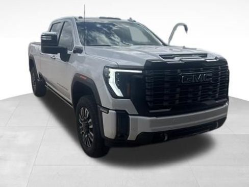 Used 2025 GMC Sierra 2500 Denali Ultimate image 1