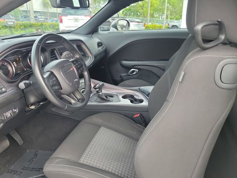 Used 2023 Dodge Challenger SXT image 11