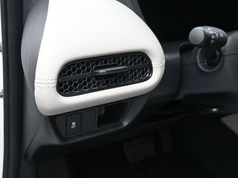 New 2027 Honda HR-V LX image 12