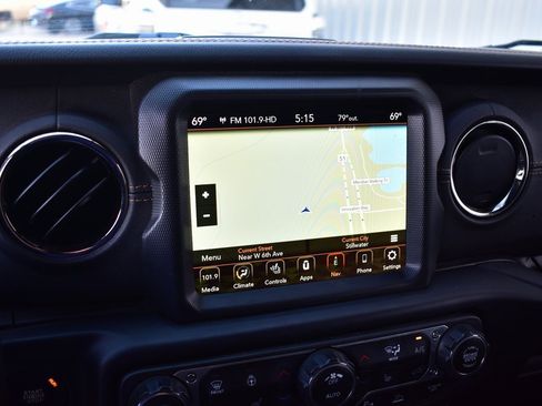 Used 2022 Jeep Wrangler Unlimited Sahara image 49