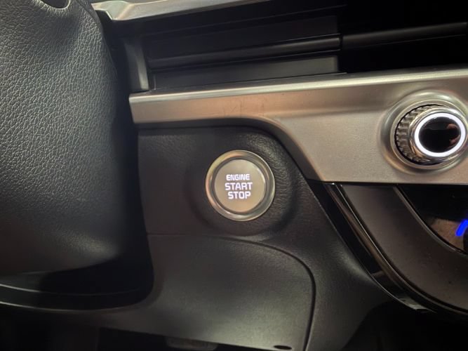 Used 2025 Kia Telluride S AWD/4WD image 19