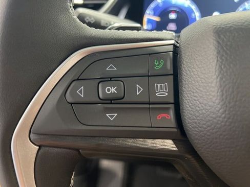 New 2025 Jeep Grand Cherokee Laredo X w/ Luxury Tech Group I image 14