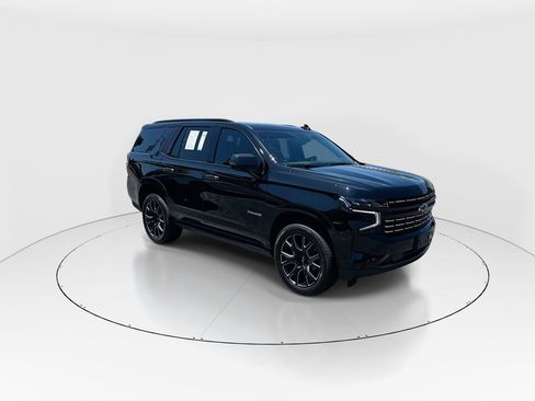 Used 2023 Chevrolet Tahoe Premier w/ Premium Package 2 AWD/4WD image 2