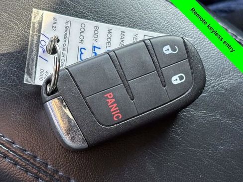 Used 2023 Jeep Compass Latitude image 22