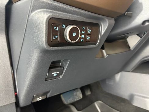 Used 2023 Ford Bronco Outer Banks AWD/4WD image 17