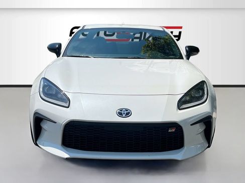 Used 2025 Toyota GR86 Premium w/ Performance Package RWD image 2