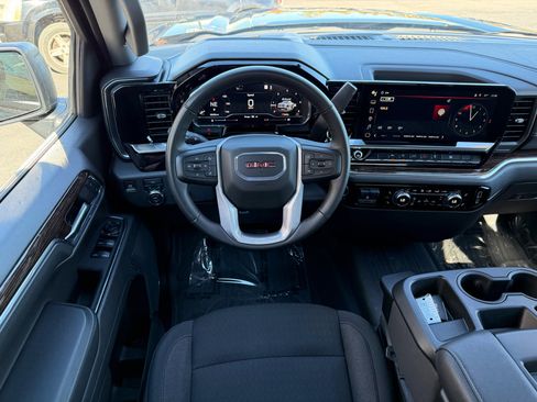 Used 2024 GMC Sierra 1500 Elevation w/ LPO, GMC Protection Package image 17