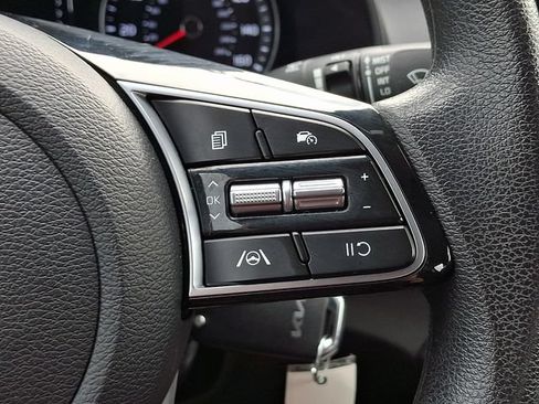 Certified 2023 Kia Forte LXS FWD image 21