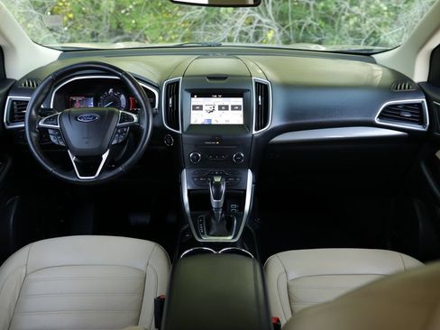 Used 2017 Ford Edge SEL w/ Equipment Group 201A FWD image 20