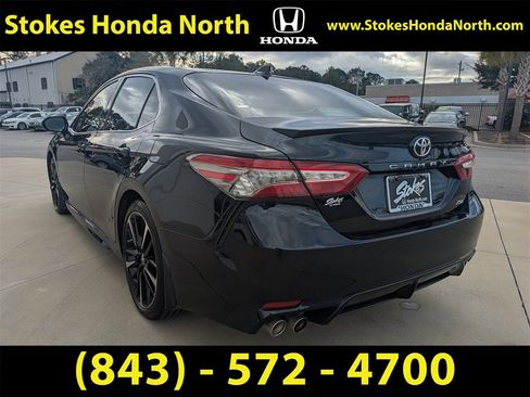 Used 2019 Toyota Camry XSE image 6