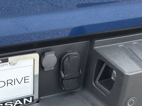 Used 2024 Ford F150 XLT AWD/4WD image 6