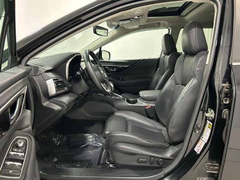Used 2020 Subaru Outback Limited AWD/4WD image 4