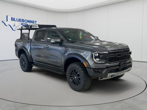 Certified 2025 Ford Ranger Raptor AWD/4WD image 3