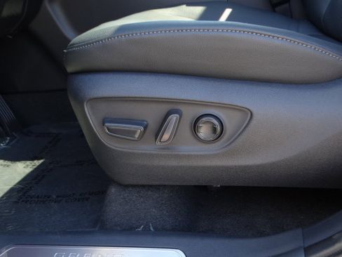 New 2026 Toyota Grand Highlander Limited image 9