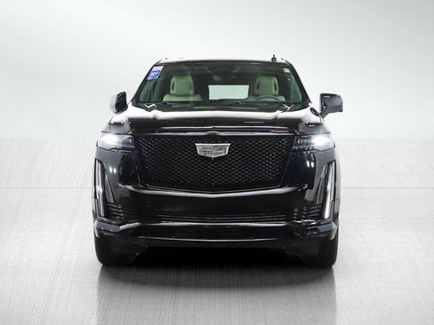 Used 2024 Cadillac Escalade ESV Sport Platinum w/ LPO, ONYX Package image 8