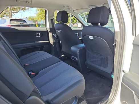 Used 2024 Hyundai Ioniq 5 SEL image 11