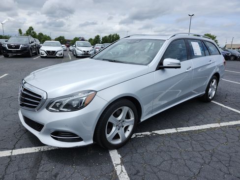 Used 2014 Mercedes-Benz E 350 4MATIC Wagon image 12
