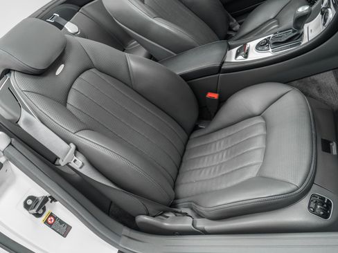 Used 2005 Mercedes-Benz SL 55 AMG image 24