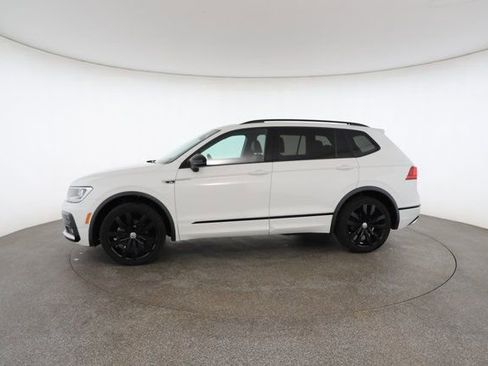Used 2021 Volkswagen Tiguan SE R-Line image 5