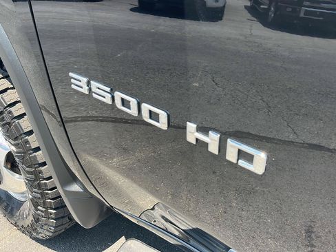 Used 2022 Chevrolet Silverado 3500 High Country AWD/4WD image 9