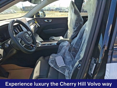 New 2026 Volvo XC60 B5 Ultra w/ Protection Package Premier AWD/4WD image 10