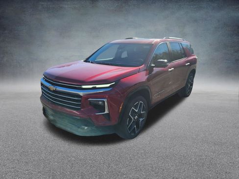 New 2026 Chevrolet Traverse High Country image 3