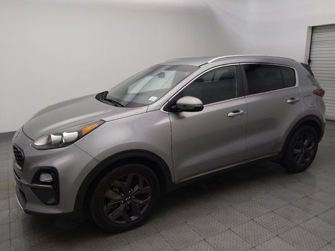 Used 2020 Kia Sportage S FWD image 2