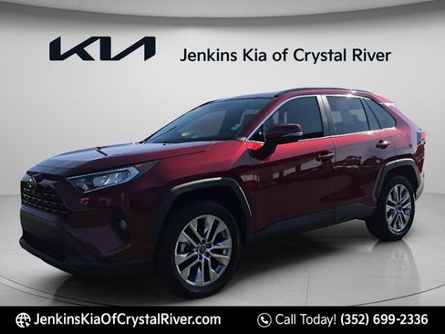 Used 2021 Toyota RAV4 XLE Premium FWD image 14