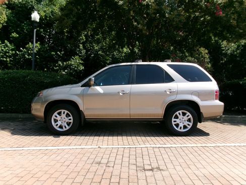 Used 2005 Acura MDX Touring AWD/4WD image 8
