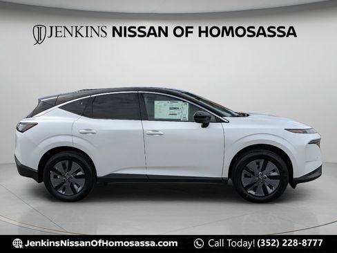 New 2025 Nissan Murano SL w/ Cargo Package AWD/4WD image 2