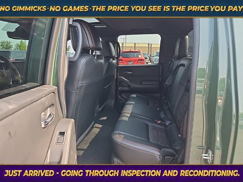 Used 2025 Nissan Frontier PRO-4X w/ Pro Premium Package AWD/4WD image 15