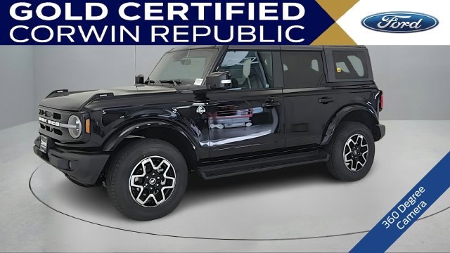 Used 2025 Ford Bronco Outer Banks AWD/4WD image 4
