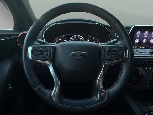 Used 2022 Chevrolet Blazer RS w/ Enhanced Convenience Package image 17