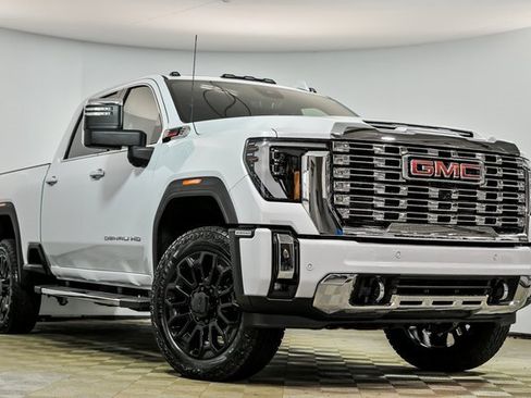 New 2026 GMC Sierra 2500 Denali w/ Denali Reserve Package image 1