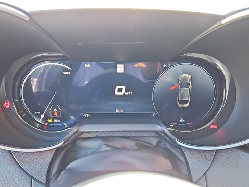 Used 2024 Alfa Romeo Giulia image 12